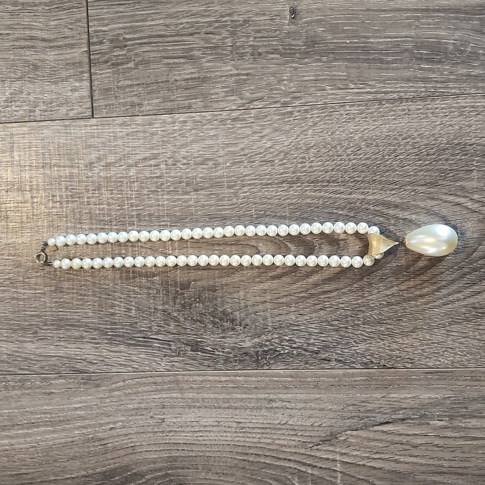 Vintage Sarah Coventry Pearl Necklace